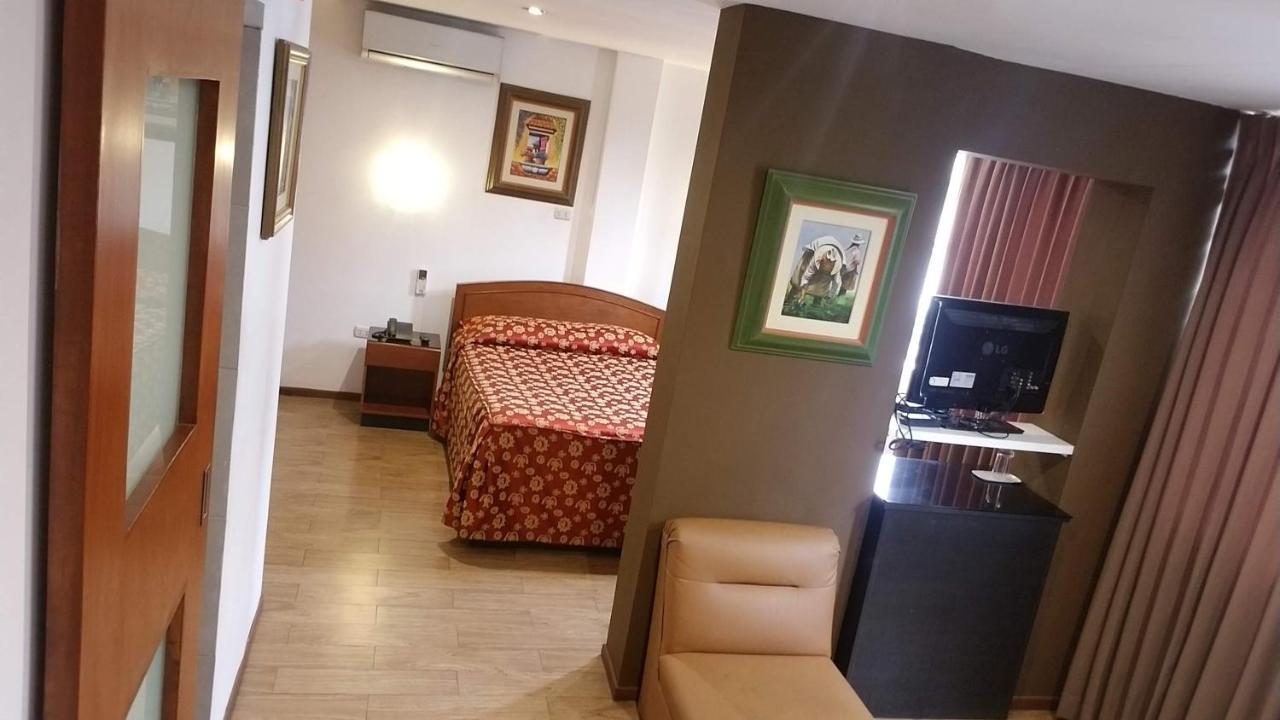Hotel El Brujo La Merced Trujillo Eksteriør billede