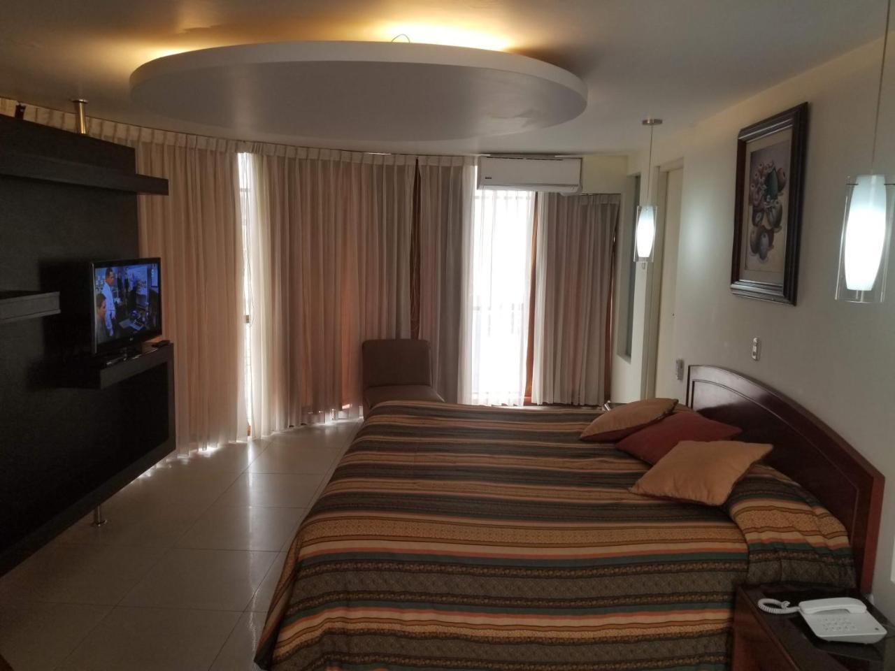 Hotel El Brujo La Merced Trujillo Eksteriør billede