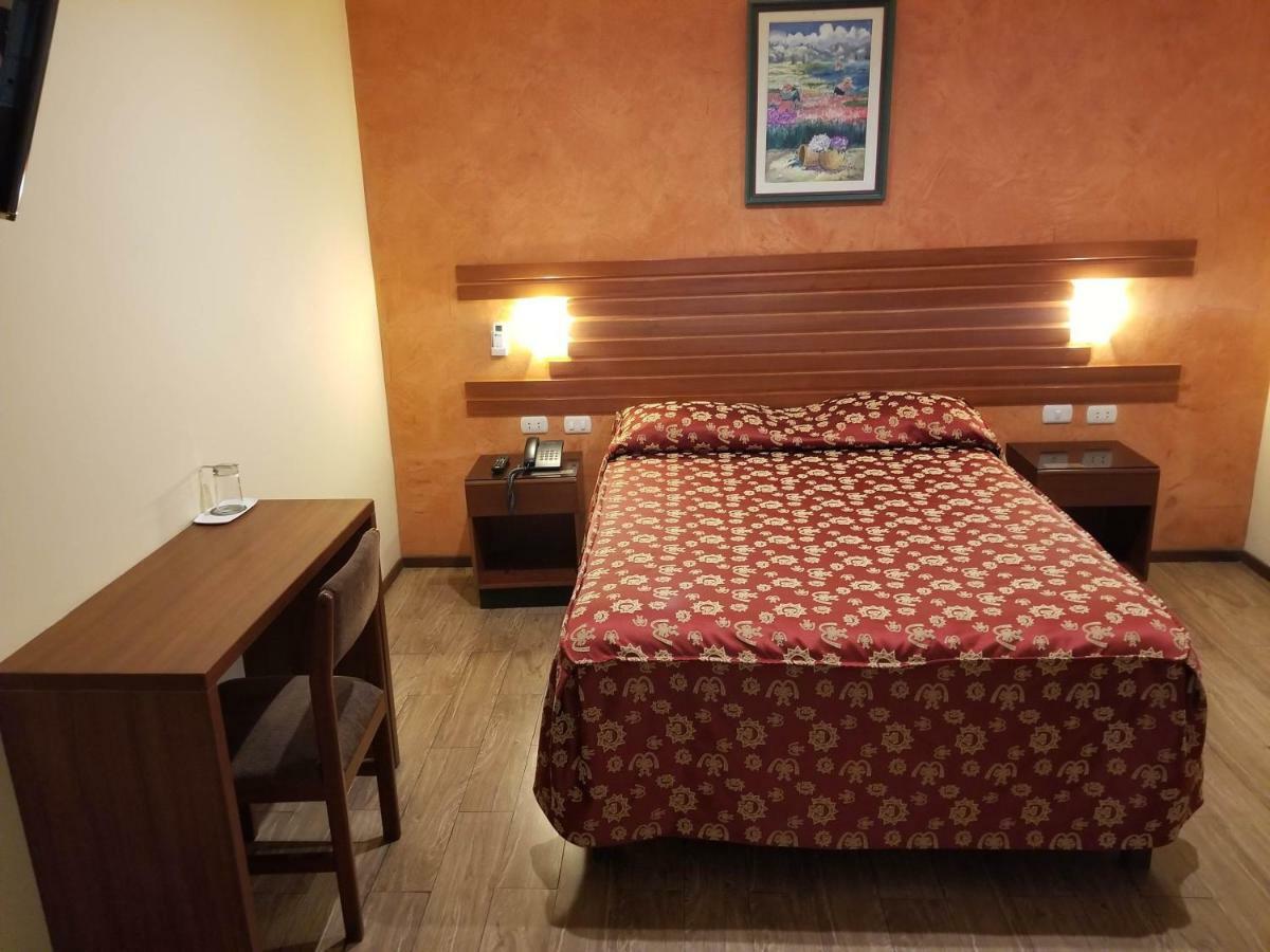 Hotel El Brujo La Merced Trujillo Eksteriør billede